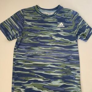 Boys ADIDAS T Shirt Small